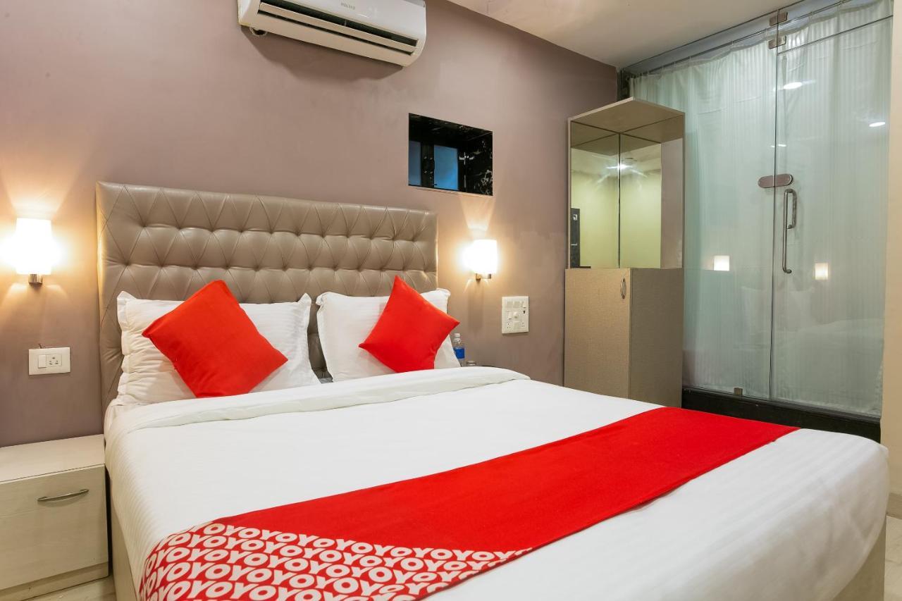 Oyo 62882 Villa Palace Mumbai Ngoại thất bức ảnh