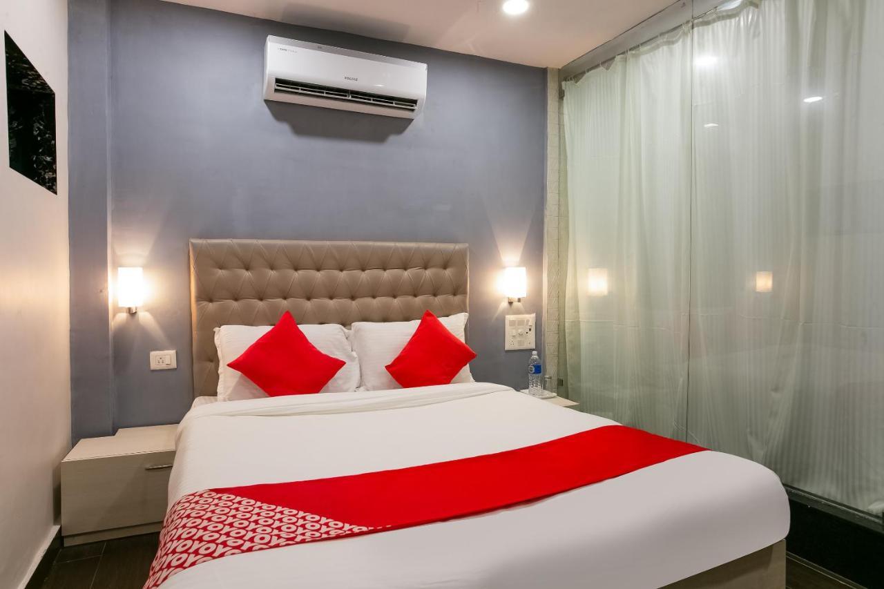 Oyo 62882 Villa Palace Mumbai Ngoại thất bức ảnh