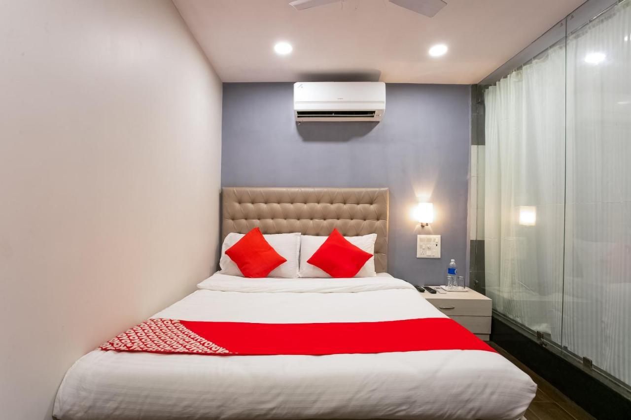 Oyo 62882 Villa Palace Mumbai Ngoại thất bức ảnh